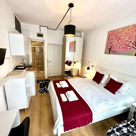 Aram Galata Suites *